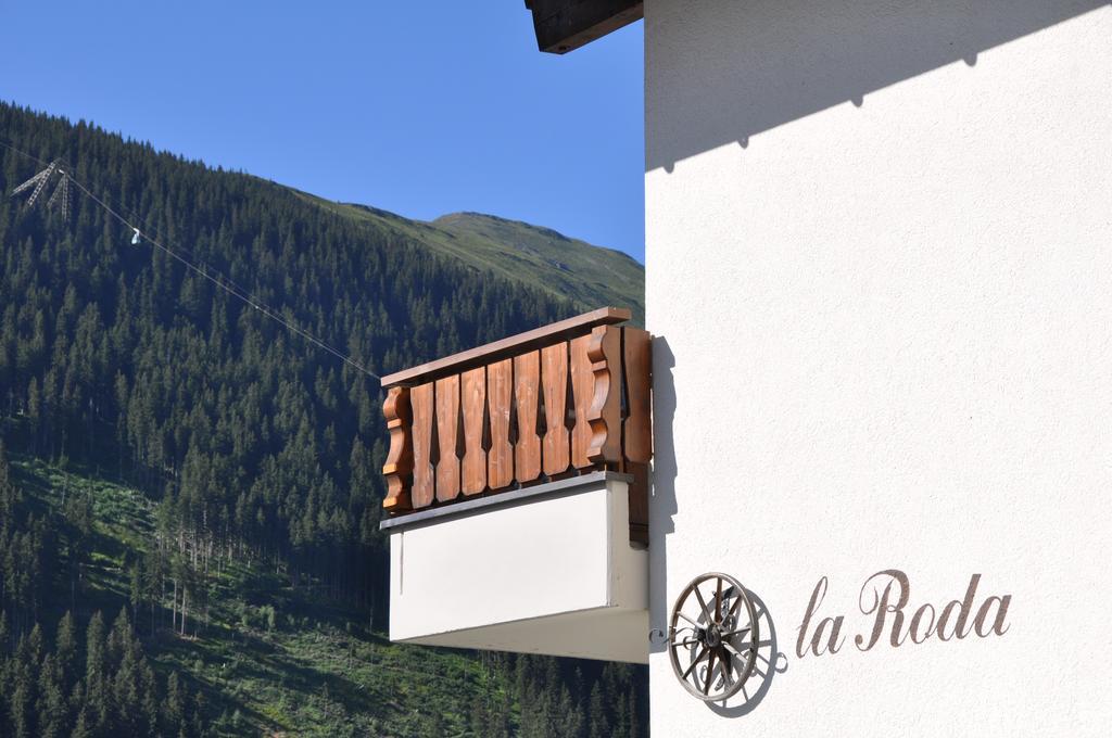 Casa La Roda, Via Da Scola 2 Sedrun Exteriör bild