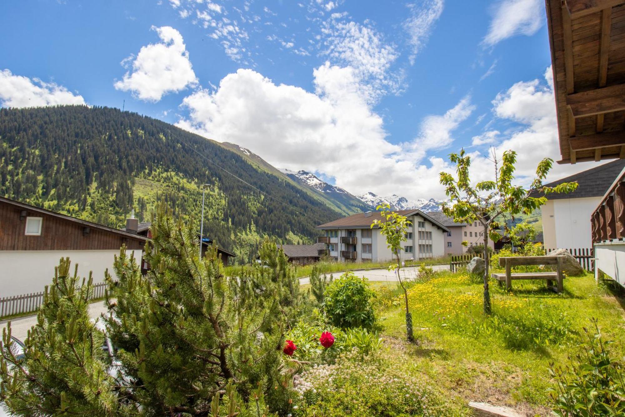 Casa La Roda, Via Da Scola 2 Sedrun Exteriör bild
