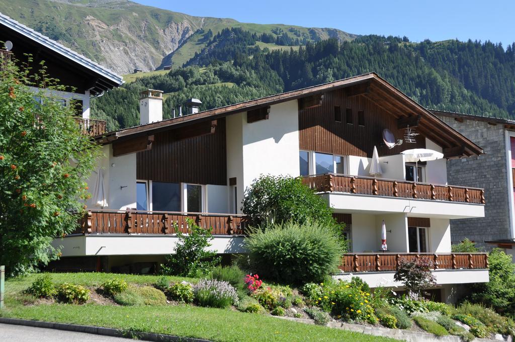 Casa La Roda, Via Da Scola 2 Sedrun Exteriör bild